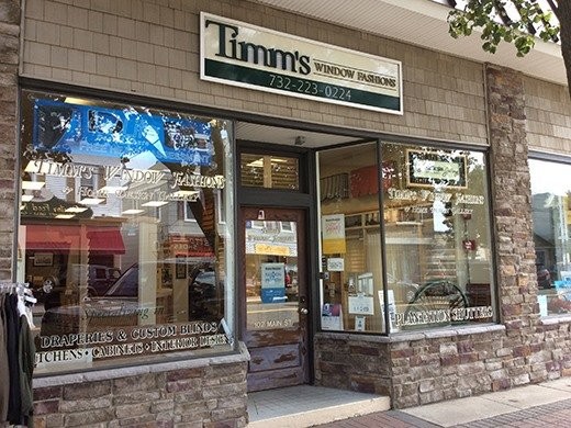 Hunter Douglas Dealer Image