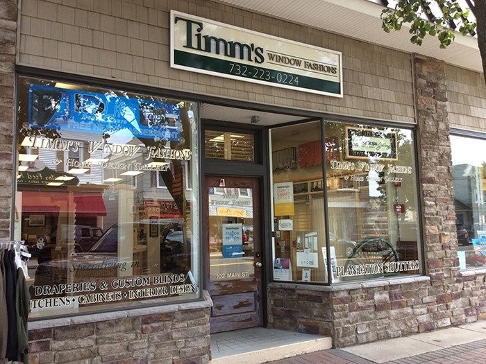 Hunter Douglas Dealer Image
